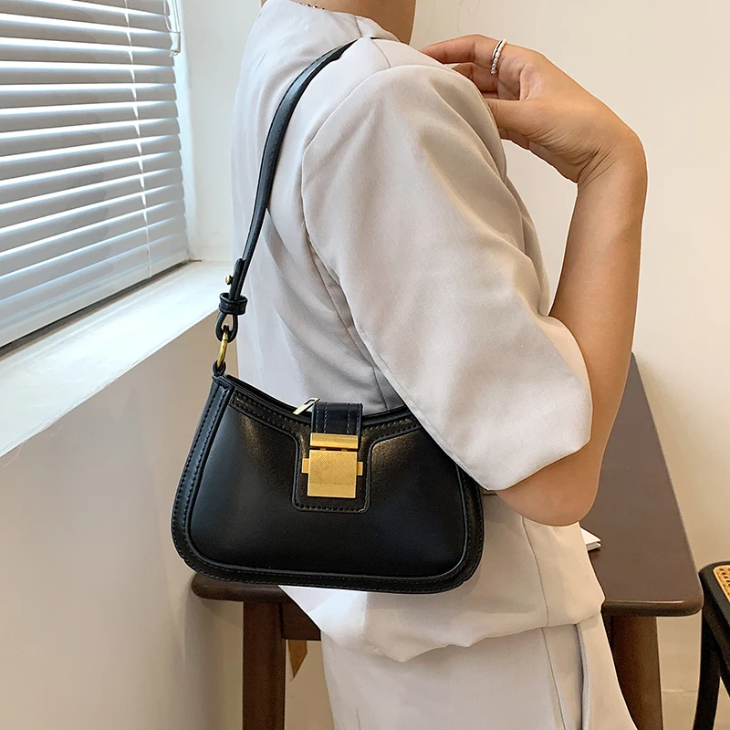 Female Shoulder Bag Black Fashion Women Handbag PU Leather High Quality Designer Bag 2021 New Ladies Underarm Bag Trending
Female Shoulder Bag Black Fashion Women Handbag PU Leather High Quality Designer Bag 2021 New Ladies Underarm Bag Trending