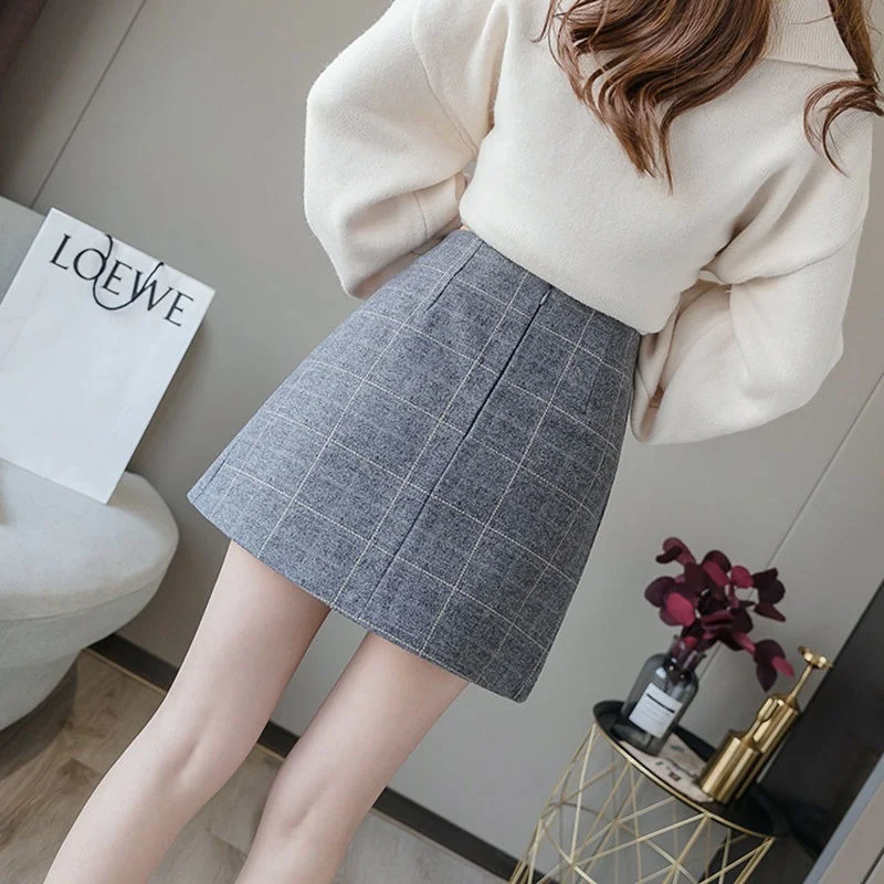 Female Plaid Wool Pleated Short Skirt Women 2021 Spring Summer Irregular A-Line High Waisted Package Hip Skirts Korean Fashion
Female Plaid Wool Pleated Short Skirt Women 2021 Spring Summer Irregular A-Line High Waisted Package Hip Skirts Korean Fashion