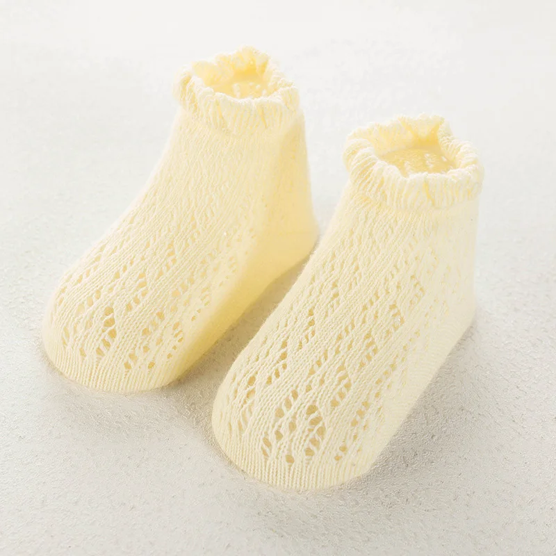 Large Mesh Baby Socks Loose Mouth Non-Slip Thin Section Baby Socks Transfer Ring Cotton Newborn Boat Socks 
Large Mesh Baby Socks Loose Mouth Non-Slip Thin Section Baby Socks Transfer Ring Cotton Newborn Boat Socks