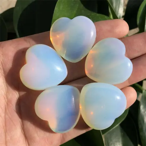 5pcs Natural dot stone hearts quartz crystal pendant carved decoration healing
5pcs Natural dot stone hearts quartz crystal pendant carved decoration healing