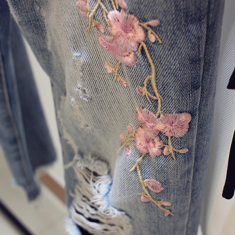 DIMANAF Plus Size Women Jeans High Waist Harem Hole Ripped Floral Denim Female Embroidery Trousers Large Pants Oversize S-4XL 
DIMANAF Plus Size Women Jeans High Waist Harem Hole Ripped Floral Denim Female Embroidery Trousers Large Pants Oversize S-4XL