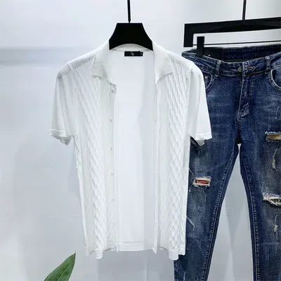 Summer thin section knitted T-shirt men's tight letter embroidery ice silk half sleeve thin section short sleeve
Summer thin section knitted T-shirt men's tight letter embroidery ice silk half sleeve thin section short sleeve