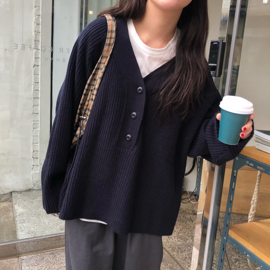 Однобортный вязаный свитер, кардиганы, женские свободные повседневные джемперы с V-образным вырезом, винтажная трикотажная одежда, Корейск...
Однобортный вязаный свитер, кардиганы, женские свободные повседневные джемперы с V-образным вырезом, винтажная трикотажная одежда, Корейск...