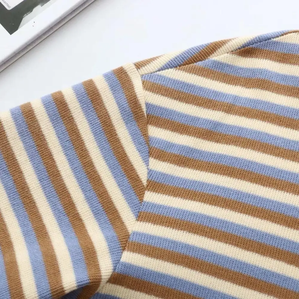 Plus size Turn-down Collar cotton striped women loose tshirts blouse 2021 new spring autumn casual ladies t shirts female tops
Plus size Turn-down Collar cotton striped women loose tshirts blouse 2021 new spring autumn casual ladies t shirts female tops