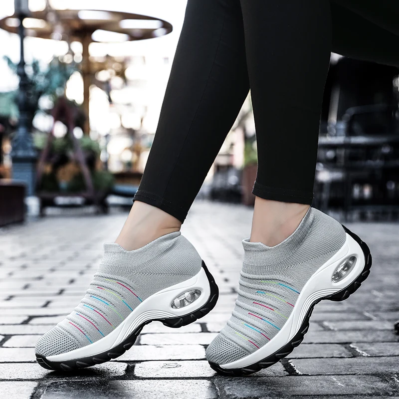 Lightweight Breathable Air Mesh Shoes Women Casual Summer Flat Platform Shoes Woman Slip On Shoes Big Size 
Lightweight Breathable Air Mesh Shoes Women Casual Summer Flat Platform Shoes Woman Slip On Shoes Big Size