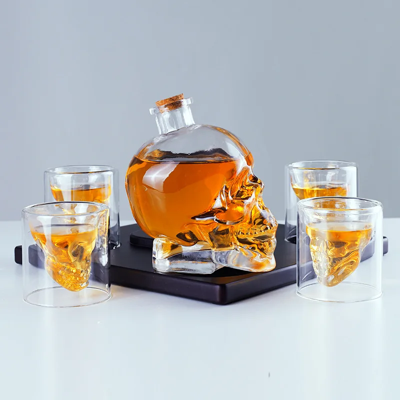 Skull Head Bottle Glass Set Creative High Borosilicate Glass Skull Decanter Transparent Wine Bottle Whisky Decanter
Skull Head Bottle Glass Set Creative High Borosilicate Glass Skull Decanter Transparent Wine Bottle Whisky Decanter