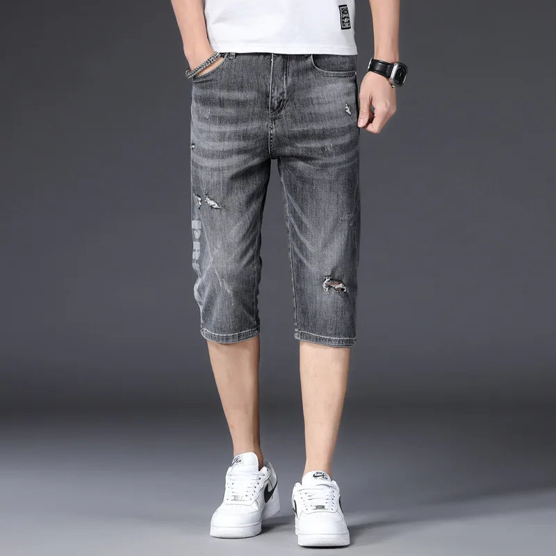 Denim shorts men's 2021 summer Slim Fit Jeans Korean fashion men's casual 7-point pants
Denim shorts men's 2021 summer Slim Fit Jeans Korean fashion men's casual 7-point pants