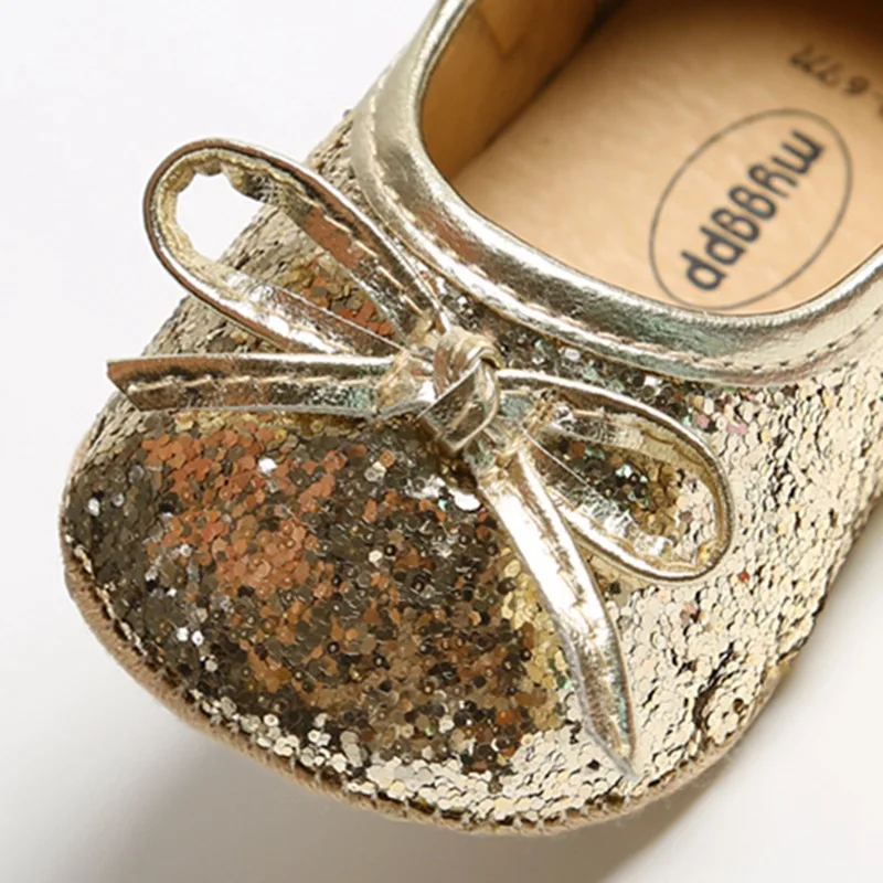Newborn Sandals Baby Girls Shoes Sequins Summer Baby Girls Princess Shoes Newborn PU Leather Soft Sole Crib Shoes
Newborn Sandals Baby Girls Shoes Sequins Summer Baby Girls Princess Shoes Newborn PU Leather Soft Sole Crib Shoes