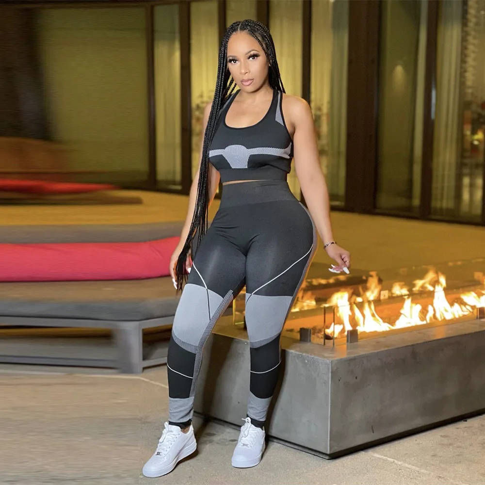 Summer Workout Outfit 2 Two Piece Set Sleeveless Tank Crop Top Skinny Sweatpant for Women Striped Tracksuit Sporty Matching Set
Summer Workout Outfit 2 Two Piece Set Sleeveless Tank Crop Top Skinny Sweatpant for Women Striped Tracksuit Sporty Matching Set