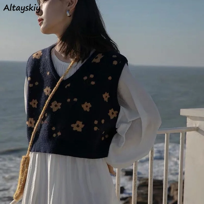 Women Sweater Vest Short Style Floral Print Sleeveless Crop Tops Knitted V-neck Simple Casual Outwear Spring Autumn Leisure Chic
Women Sweater Vest Short Style Floral Print Sleeveless Crop Tops Knitted V-neck Simple Casual Outwear Spring Autumn Leisure Chic