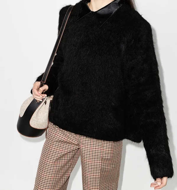 Woolen Sweater for Women Knitted Pullover Loose Simple Solid Color Jumper Autumn Winter Knitwear Top
Woolen Sweater for Women Knitted Pullover Loose Simple Solid Color Jumper Autumn Winter Knitwear Top