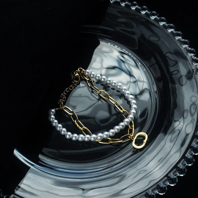 Fashion Pearl Titanium Steel Bracelet Thick Chain Elegant Temperament Ladies Bracelet Jewelry Gift
Fashion Pearl Titanium Steel Bracelet Thick Chain Elegant Temperament Ladies Bracelet Jewelry Gift