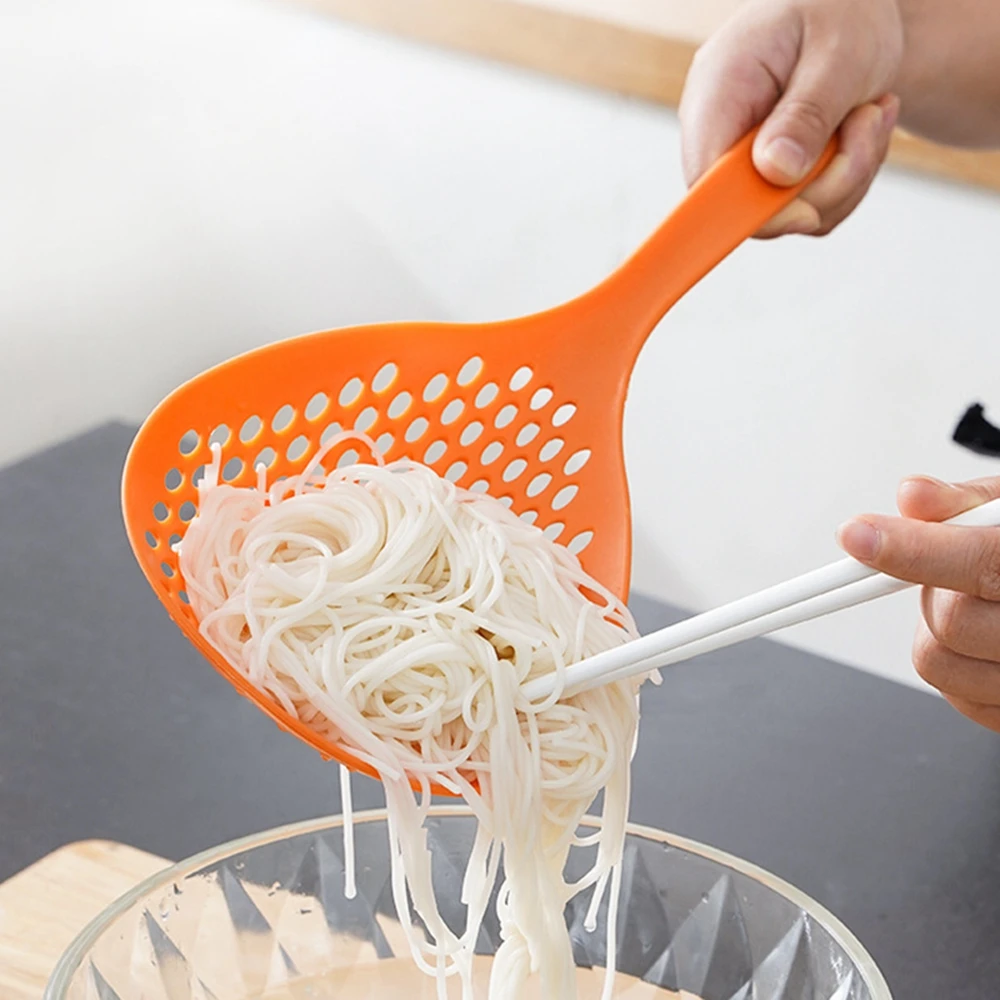 Kitchen Colander Noodles Dumpling Long Handle Thickened Large Spoon Filtering Food Kitchen Accessories
Kitchen Colander Noodles Dumpling Long Handle Thickened Large Spoon Filtering Food Kitchen Accessories