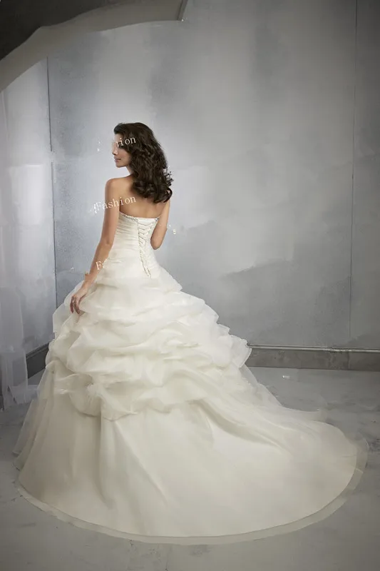 Free Shipping Vestido de Noiva organza Ball Gown Sweetheart Beaded Luxury 2018 Plus Size bridal gown mother of the bride dresses
Free Shipping Vestido de Noiva organza Ball Gown Sweetheart Beaded Luxury 2018 Plus Size bridal gown mother of the bride dresses