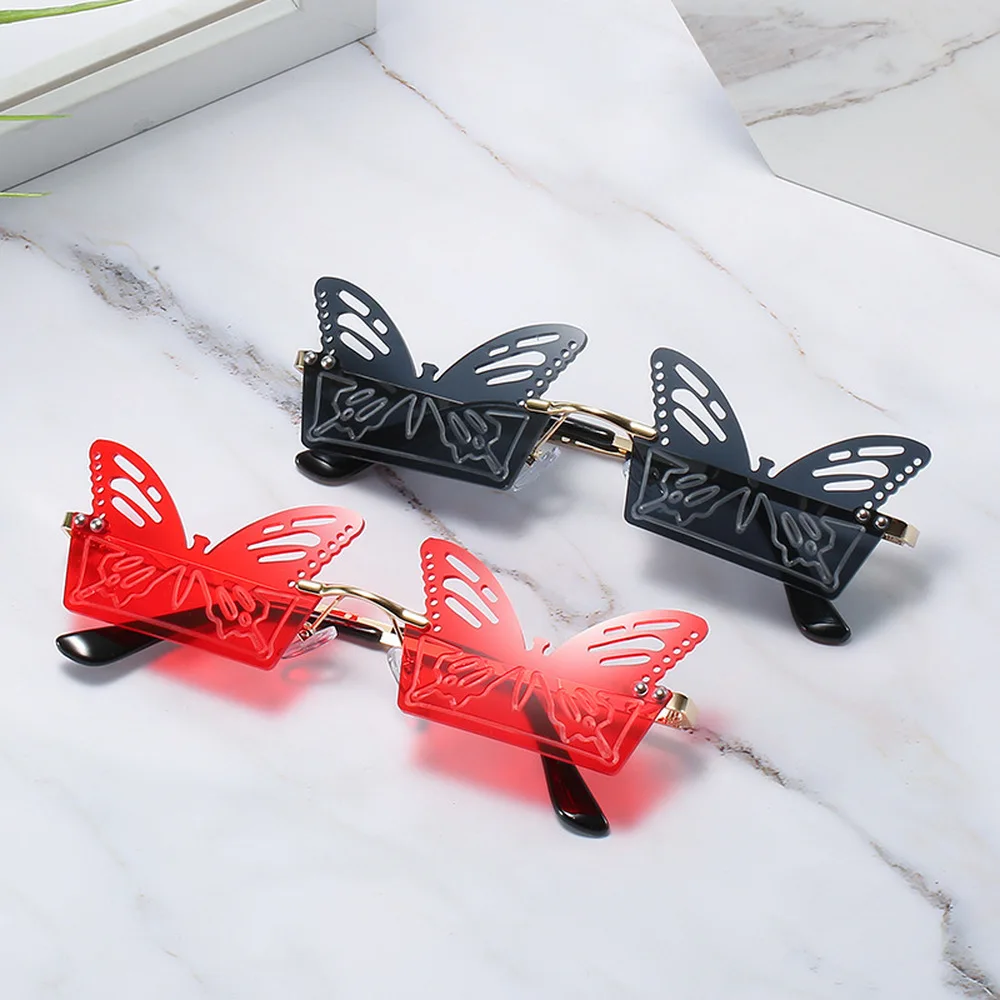 Unique Fashion Rimless Butterfly Pattern Sunglasses Women Luxury Designer Sun Glasses For Female Trend Frameless Eyewear UV400 
Unique Fashion Rimless Butterfly Pattern Sunglasses Women Luxury Designer Sun Glasses For Female Trend Frameless Eyewear UV400