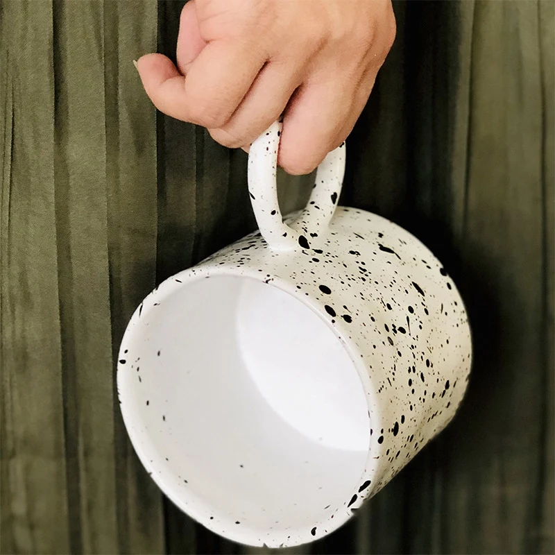 Big Earring Cup Nordic Coffee Mug Big Handle Ceramic Mugs with Dots Home Office Water Tea Cups Milk Cup
Big Earring Cup Nordic Coffee Mug Big Handle Ceramic Mugs with Dots Home Office Water Tea Cups Milk Cup