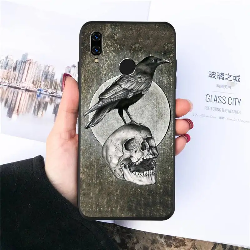 Crow sat on the skull and raven moonlight Phone Cases For Huawei honor Mate P 10 20 30 40 Pro 10i 9 10 20 8 x Lite Luxury brand
Crow sat on the skull and raven moonlight Phone Cases For Huawei honor Mate P 10 20 30 40 Pro 10i 9 10 20 8 x Lite Luxury brand