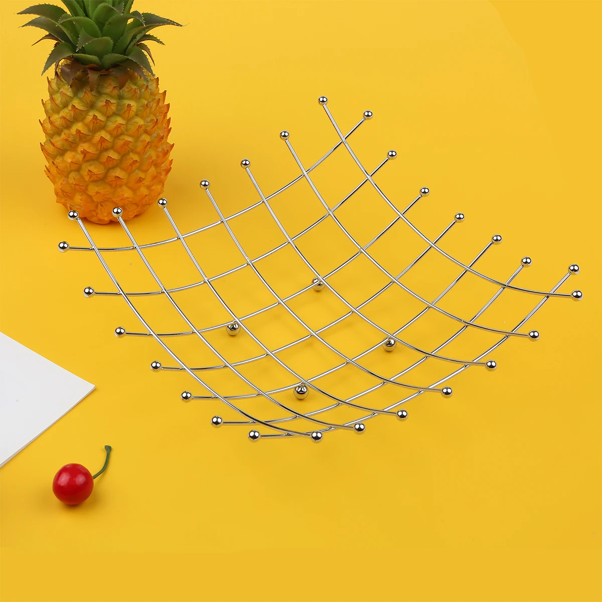 Fruit Basket Simple European Style Iron Basket for Fruits Candy Food Cakes and Pastries Kitchen Accessories
Fruit Basket Simple European Style Iron Basket for Fruits Candy Food Cakes and Pastries Kitchen Accessories