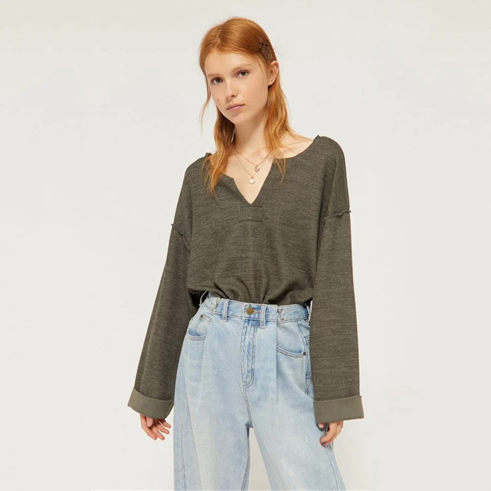 Women Patch V-neck Loose Sweater Winter Casual Long Sleeve Pullovers Knited Sweaters Nice Autumn Jumpers White Blue Army Green
Women Patch V-neck Loose Sweater Winter Casual Long Sleeve Pullovers Knited Sweaters Nice Autumn Jumpers White Blue Army Green