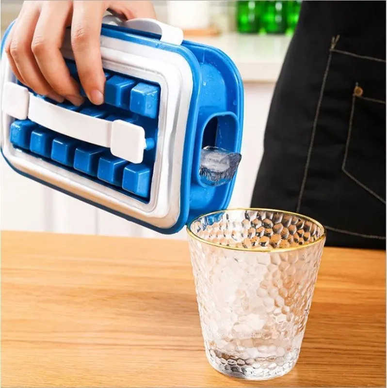 Two-in-one travel curling, whiskey ice cube maker, ice hockey, kitchen accessories, supplies water bottle
Two-in-one travel curling, whiskey ice cube maker, ice hockey, kitchen accessories, supplies water bottle