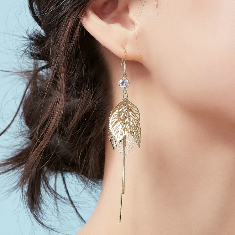 2020 Fashion Bohemian Long Earrings Unique Leaf Tassel Earrings For Women Jewelry Gift oorbellen pendientes mujer mod
2020 Fashion Bohemian Long Earrings Unique Leaf Tassel Earrings For Women Jewelry Gift oorbellen pendientes mujer mod
