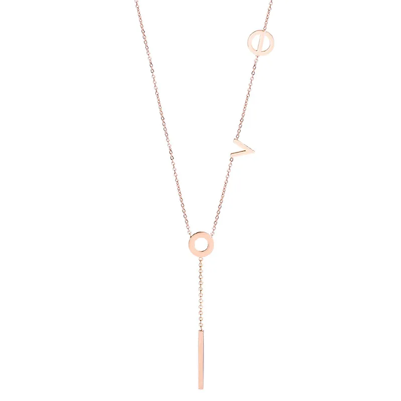 2021 simple fashion temperament exquisite plated with 18K gold LOVE titanium steel lady necklace
2021 simple fashion temperament exquisite plated with 18K gold LOVE titanium steel lady necklace
