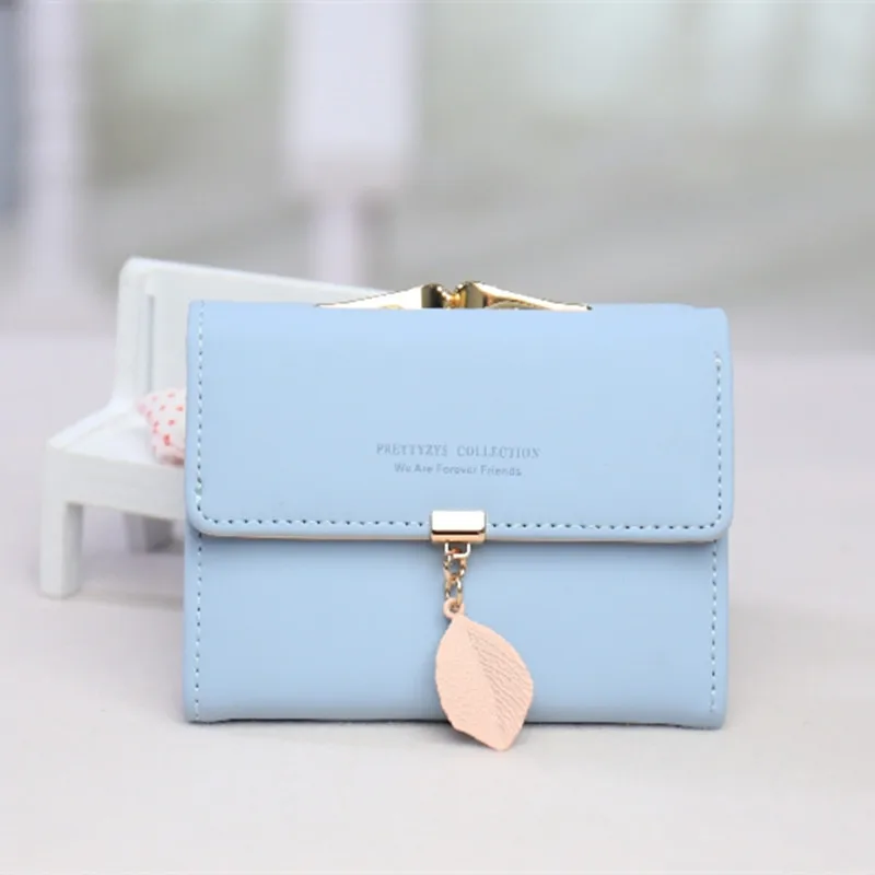 Women Short Wallets Casual Leaves Card Holder Money Bag Ladies Solid Handbag Clutch Coin Change Pockets Letter Print Purse
Women Short Wallets Casual Leaves Card Holder Money Bag Ladies Solid Handbag Clutch Coin Change Pockets Letter Print Purse