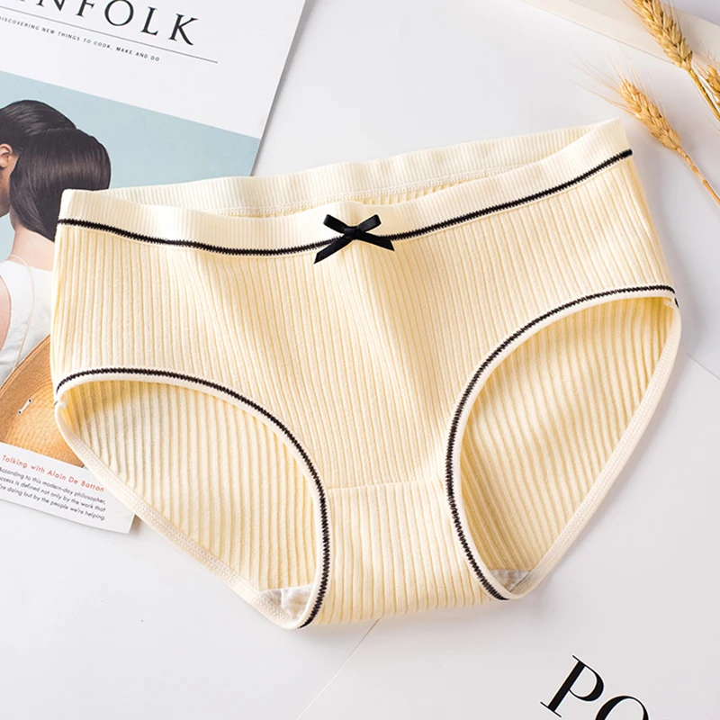Summer Women Panties Seamless Elastic Cute Cotton Underpants for Women Breathable Ladies Briefs Lingerie Hipster Intimates
Summer Women Panties Seamless Elastic Cute Cotton Underpants for Women Breathable Ladies Briefs Lingerie Hipster Intimates
