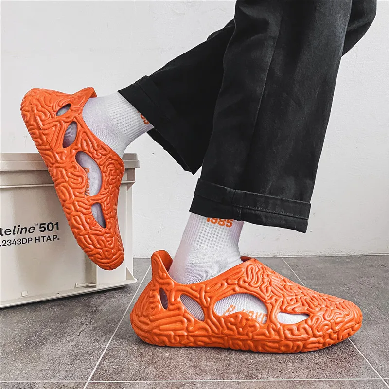 2021 Hot New Men Summer Slipper Shoes Orange Novelty Mens Slip On Clogs Cool Fashion Couple Hole Garden Sandals sandalias hombre 
2021 Hot New Men Summer Slipper Shoes Orange Novelty Mens Slip On Clogs Cool Fashion Couple Hole Garden Sandals sandalias hombre