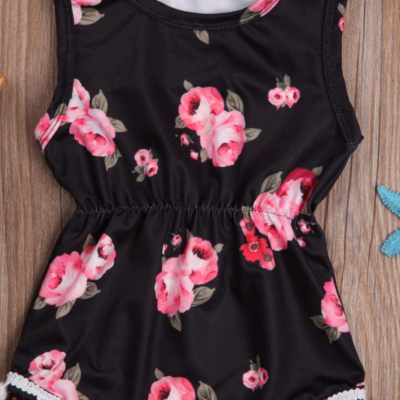 

Baby Girls One-piece Romper, Floral Printed Sleeveless Triangle Snap Button Crotch Bodysuit with Big Bow Hairband