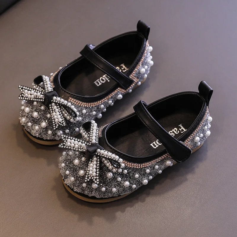 2022 New Children Shoes Girls Princess Dance Shoes Baby Toddler Girls Pearl Hook & Loop Flat Shoes Size 21-34
2022 New Children Shoes Girls Princess Dance Shoes Baby Toddler Girls Pearl Hook & Loop Flat Shoes Size 21-34