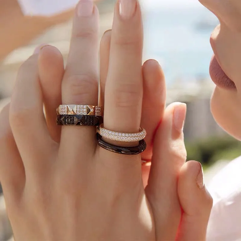 Fashion Charm Sterling Silver Copy 1:1 Copy, Unisex Black Paved White Paved Ring Women 2021 Jewelry Gift
Fashion Charm Sterling Silver Copy 1:1 Copy, Unisex Black Paved White Paved Ring Women 2021 Jewelry Gift