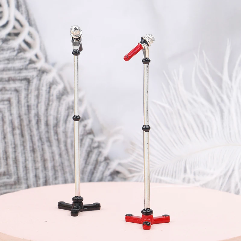 Cute Mini Metal Microphone Model 1:12 Doll House Dollhouse Miniature Furniture Accessories
Cute Mini Metal Microphone Model 1:12 Doll House Dollhouse Miniature Furniture Accessories