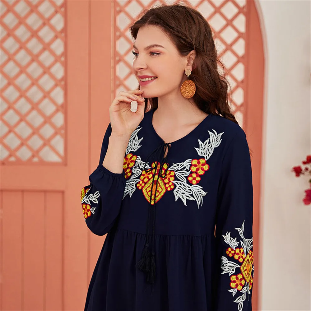 Abaya Embroidery Long Dress Muslim Eid Islamic Arab Clothing For Women Ramadan Kaftan Ethnic Turkish Malay Long Sleeve Dress New
Abaya Embroidery Long Dress Muslim Eid Islamic Arab Clothing For Women Ramadan Kaftan Ethnic Turkish Malay Long Sleeve Dress New