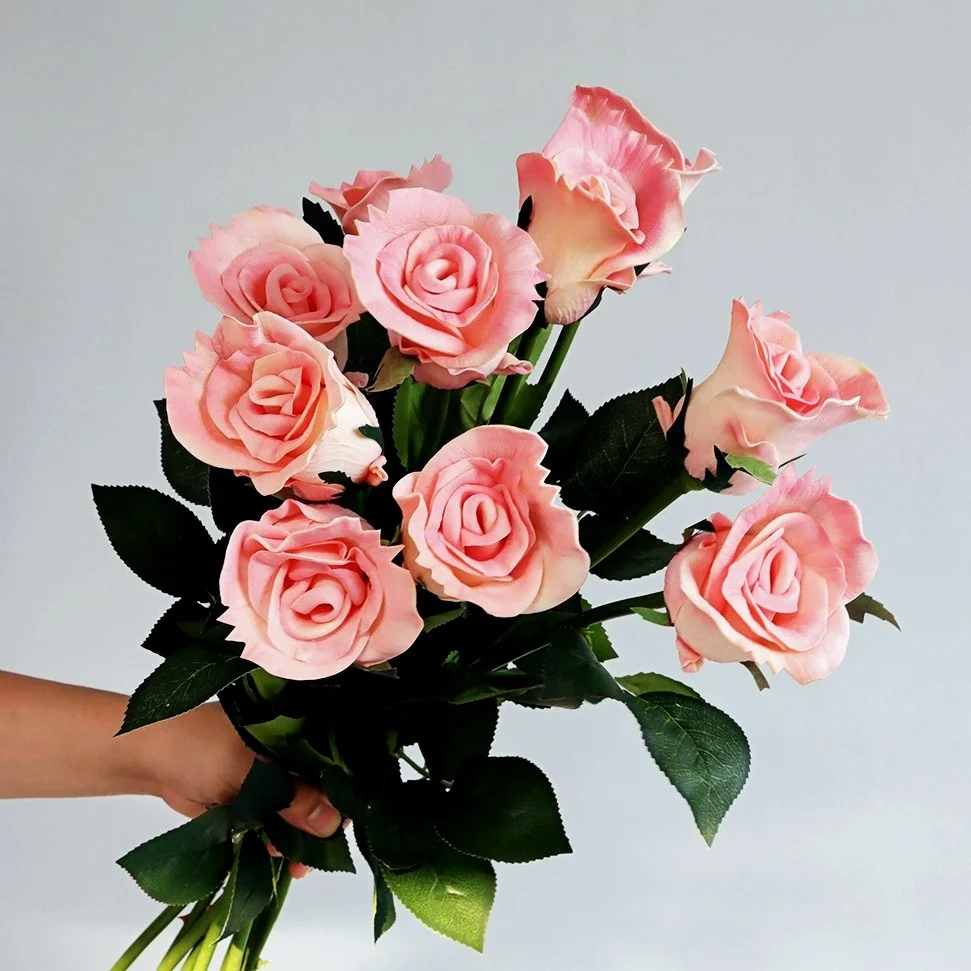 SimulationDecoration Artificial Flowers,55cmLong High-quality Roses, HomeDecoration,Wedding Scene Dress Up,Valentine's Day Gifts
SimulationDecoration Artificial Flowers,55cmLong High-quality Roses, HomeDecoration,Wedding Scene Dress Up,Valentine's Day Gifts