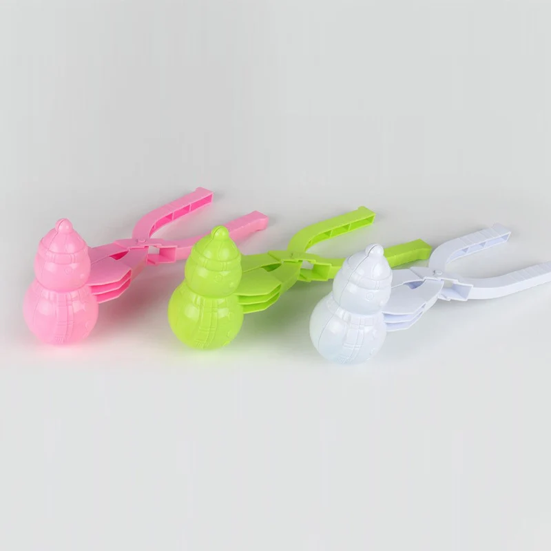 Winter Plastic Snowball Maker Clip Kids Outdoor Sand Snow Ball Mold Toys Snowman Clip Toy for Children HFD889
Winter Plastic Snowball Maker Clip Kids Outdoor Sand Snow Ball Mold Toys Snowman Clip Toy for Children HFD889