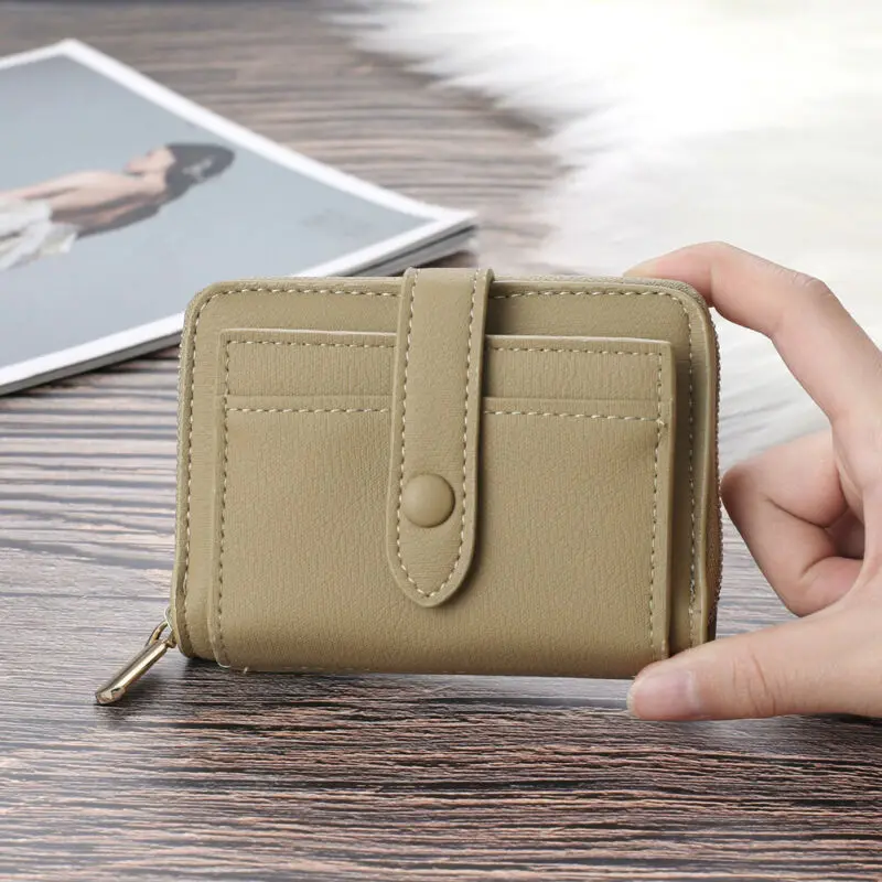 2020 New Short Wallet Men Women Wallets Fashion Solid Hasp Coin Purse Card Holder Clutch Money Bag PU Leather Purses
2020 New Short Wallet Men Women Wallets Fashion Solid Hasp Coin Purse Card Holder Clutch Money Bag PU Leather Purses