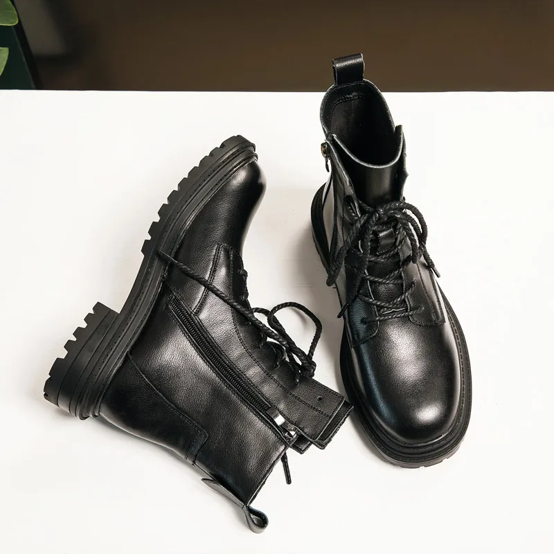 Women Martin Motorcycle Boots Ladies Lace-up Genuine Leather Punk Gothic Fashion Sexy Boot Elegant Light Botas Femininas 2021
Women Martin Motorcycle Boots Ladies Lace-up Genuine Leather Punk Gothic Fashion Sexy Boot Elegant Light Botas Femininas 2021