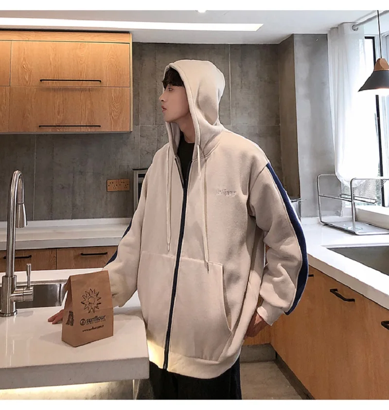 ZOGAA Winter New Hooded Sweatshirt Contrast Stitching Men's Cardigan Loose Plus Velvet Thickening Trend Casual Fashion Jacket
ZOGAA Winter New Hooded Sweatshirt Contrast Stitching Men's Cardigan Loose Plus Velvet Thickening Trend Casual Fashion Jacket