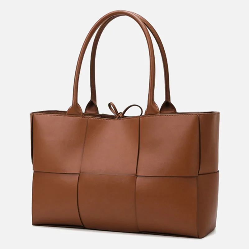 Woven large PU leather clamshell personality wild messenger bag High capacity shoulder bag fashion trendy luxury handbag 2021
Woven large PU leather clamshell personality wild messenger bag High capacity shoulder bag fashion trendy luxury handbag 2021