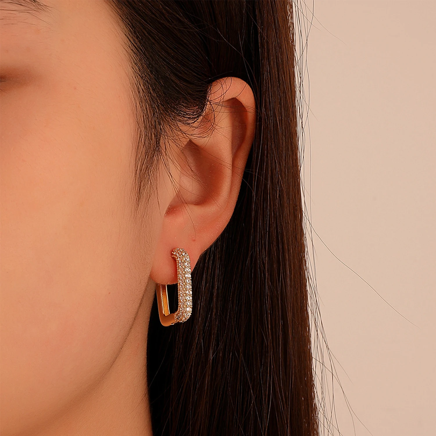 New Gold Mimimalist Geometric Stud Earring for Women Full Shiny Crystals High Quality Bridal Wedding Party OL Punk Gold Earring
New Gold Mimimalist Geometric Stud Earring for Women Full Shiny Crystals High Quality Bridal Wedding Party OL Punk Gold Earring