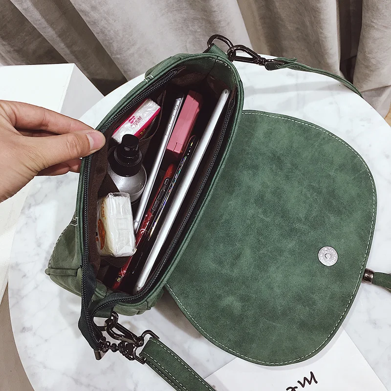 fashion Tassel Women Messenger Bags Retro Designer Square tote bag Handbags High Quality Bags Female Shoulder Bag Cross Body Bag
fashion Tassel Women Messenger Bags Retro Designer Square tote bag Handbags High Quality Bags Female Shoulder Bag Cross Body Bag