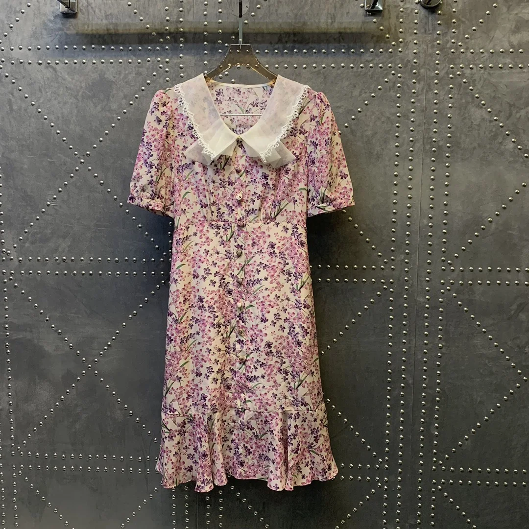 2021 new women fashion short-sleeved lapel stitching printed silk elastic waist dress 0601
2021 new women fashion short-sleeved lapel stitching printed silk elastic waist dress 0601
