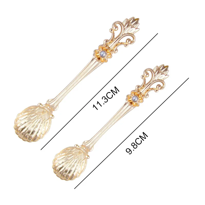 Iris Retro Coffee Spoon Ice Cream Dessert Spoon Arabic Style Zinc Alloy Coffee Tea Mixing Spoon Kitchen Gadgets Tableware
Iris Retro Coffee Spoon Ice Cream Dessert Spoon Arabic Style Zinc Alloy Coffee Tea Mixing Spoon Kitchen Gadgets Tableware