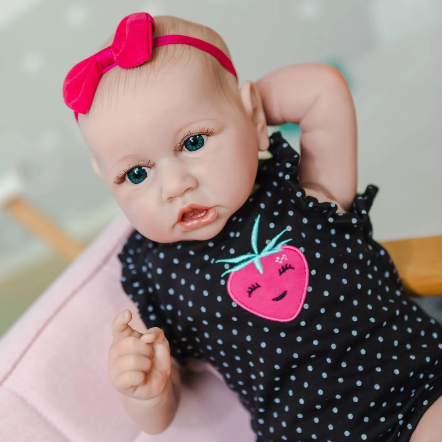55 см мягкие всего тела силиконовые куклы bebe reborn для маленьких девочек куклы можно купаться детский подарок Симпатичные новорожденные дети ...
55 см мягкие всего тела силиконовые куклы bebe reborn для маленьких девочек куклы можно купаться детский подарок Симпатичные новорожденные дети ...