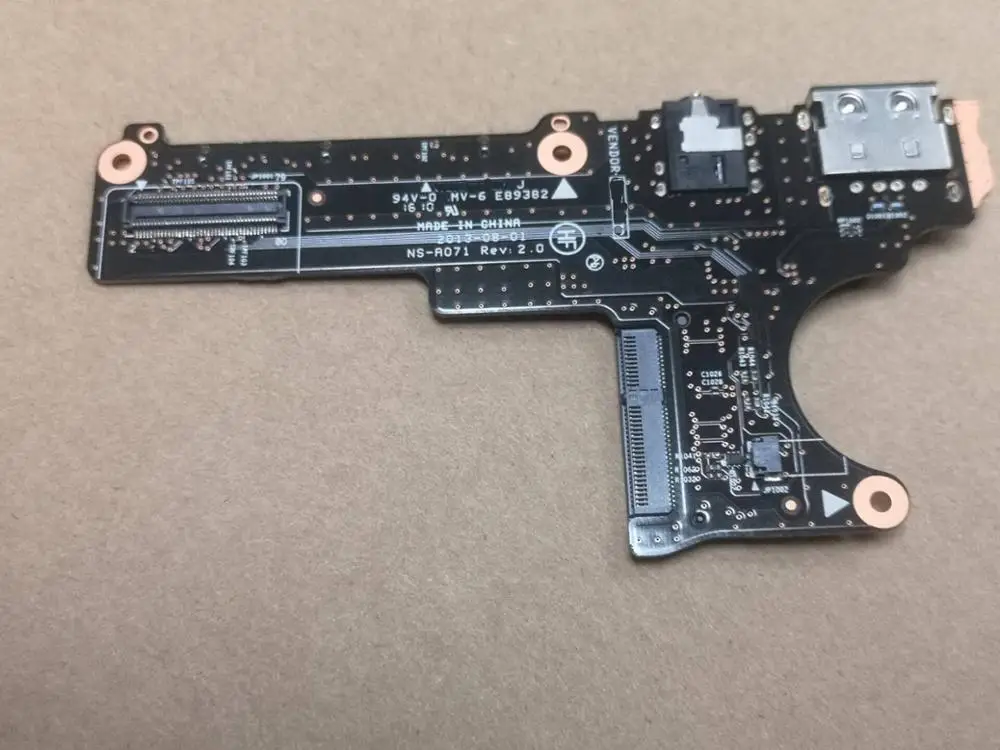 Original new For Lenovo YOGA 2 PRO 13 USB Audio board NS-A071 REV 2.0 Lan card 
Original new For Lenovo YOGA 2 PRO 13 USB Audio board NS-A071 REV 2.0 Lan card