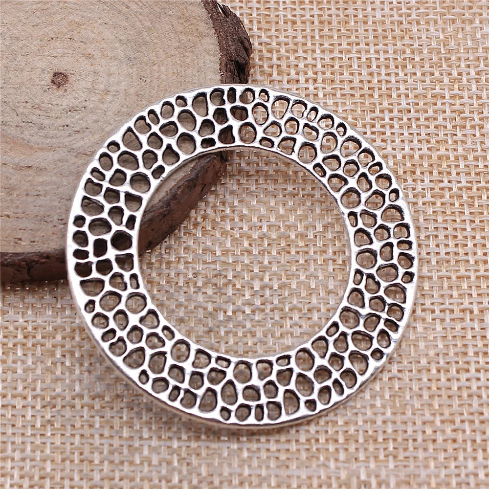 free shipping 11pcs 49x49mm antique silver wreath charms diy retro jewelry fit Earring keychain hair card pendant accessories
free shipping 11pcs 49x49mm antique silver wreath charms diy retro jewelry fit Earring keychain hair card pendant accessories