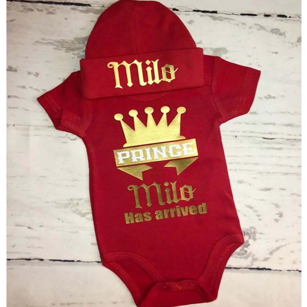 Personalized prince crown outfit boy golden name bodysuit With Beanie Custom Baby shower gift for boy take home baby boy prince
Personalized prince crown outfit boy golden name bodysuit With Beanie Custom Baby shower gift for boy take home baby boy prince