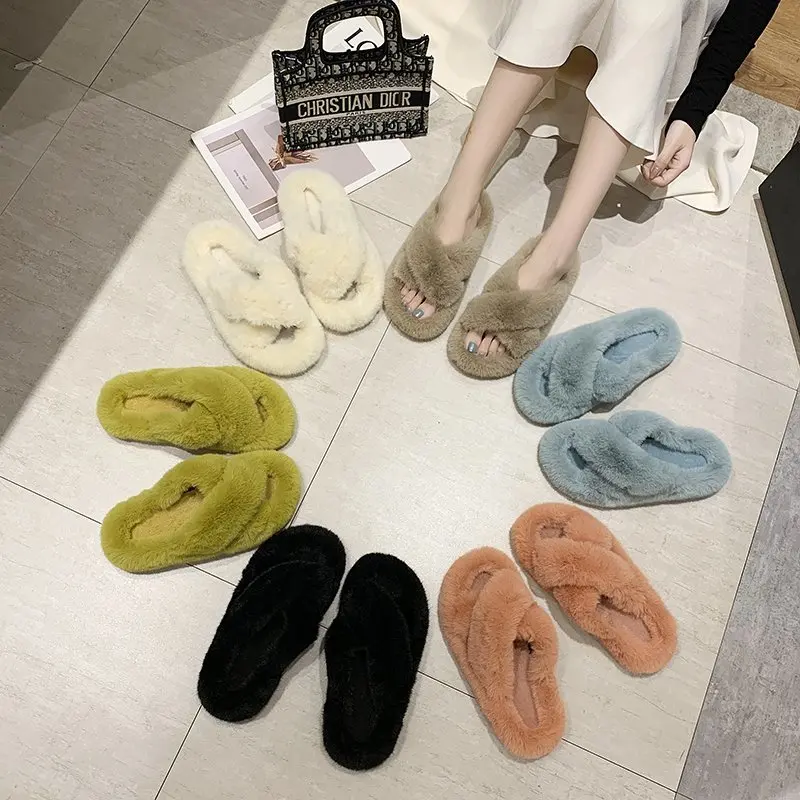 2021 autumn and winter new fashion casual cross-cut open-toed plush flat-bottomed comfortable Plus size women's slippers
2021 autumn and winter new fashion casual cross-cut open-toed plush flat-bottomed comfortable Plus size women's slippers