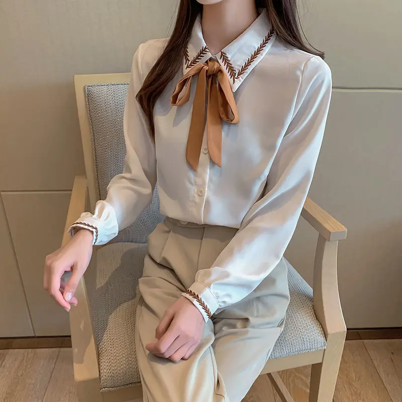 2023 Spring Autumn New Korean Fashion Embroidered Turndown Collar Chiffon Shirt Women Single Breasted Long Sleeve Tops X270
2023 Spring Autumn New Korean Fashion Embroidered Turndown Collar Chiffon Shirt Women Single Breasted Long Sleeve Tops X270